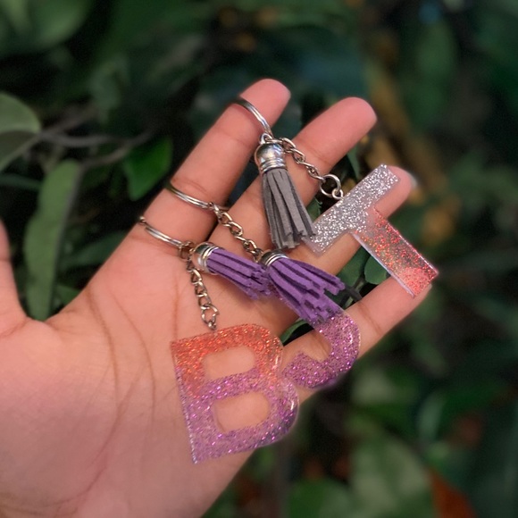Glitter Letter Keychains - Picture 2 of 3